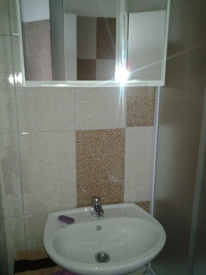 Apartmani Lastro Jesenice  Exteriör bild