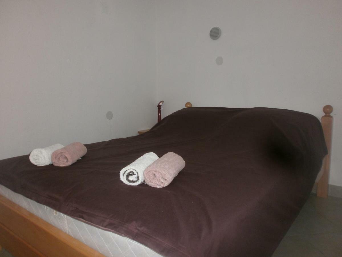 Apartmani Lastro Jesenice  Exteriör bild